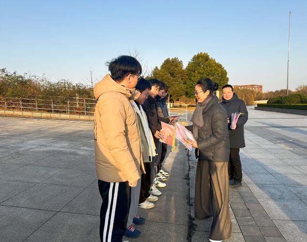 研途与你相伴，温暖与你同行——优培学院考研爱心礼包发放活动圆满举行